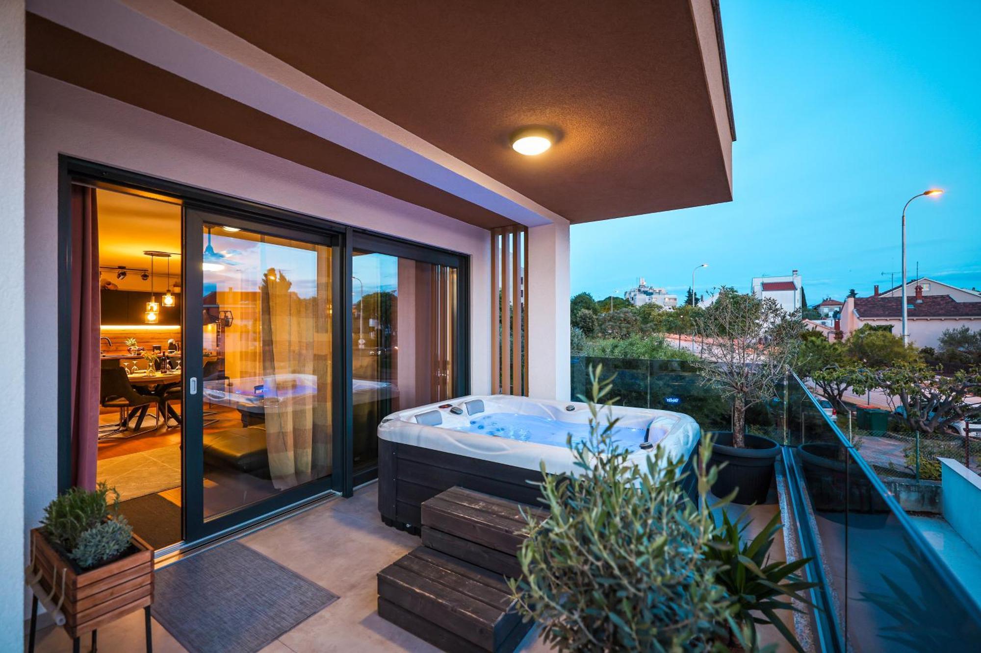 Luma Luxury Apartment With Jacuzzi Zadar Exteriér fotografie