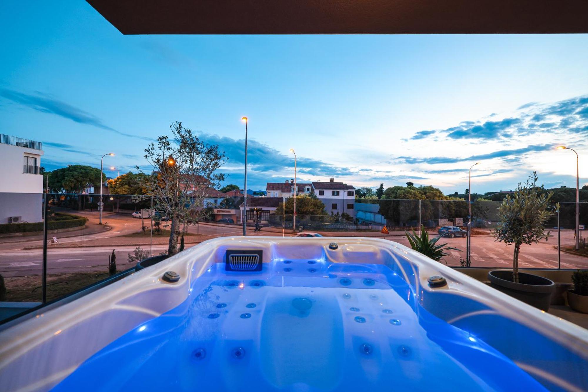 Luma Luxury Apartment With Jacuzzi Zadar Exteriér fotografie