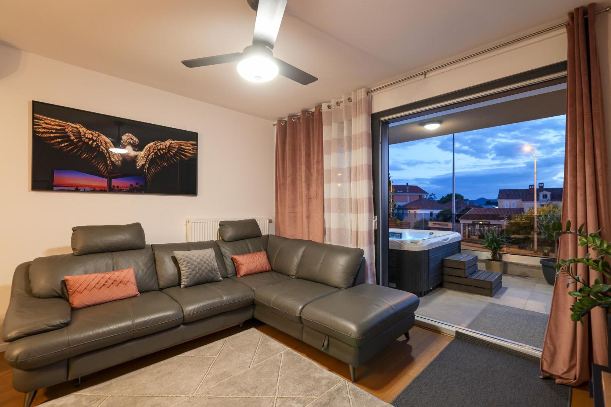 Luma Luxury Apartment With Jacuzzi Zadar Exteriér fotografie