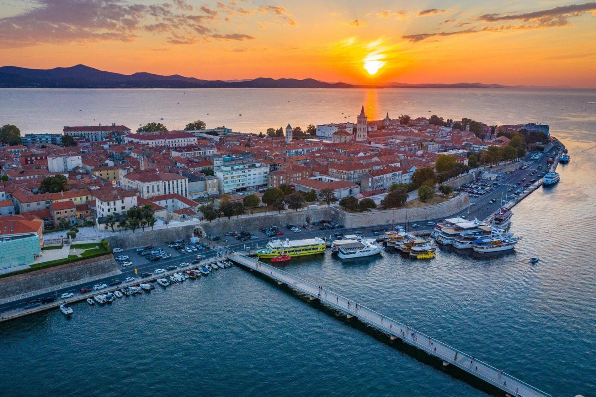 Luma Luxury Apartment With Jacuzzi Zadar Exteriér fotografie